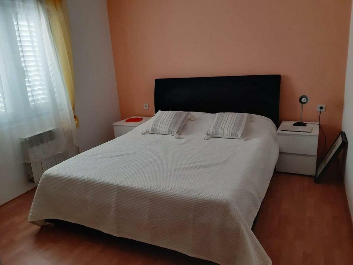 Apartman Lucija Trogir Ngoại thất bức ảnh