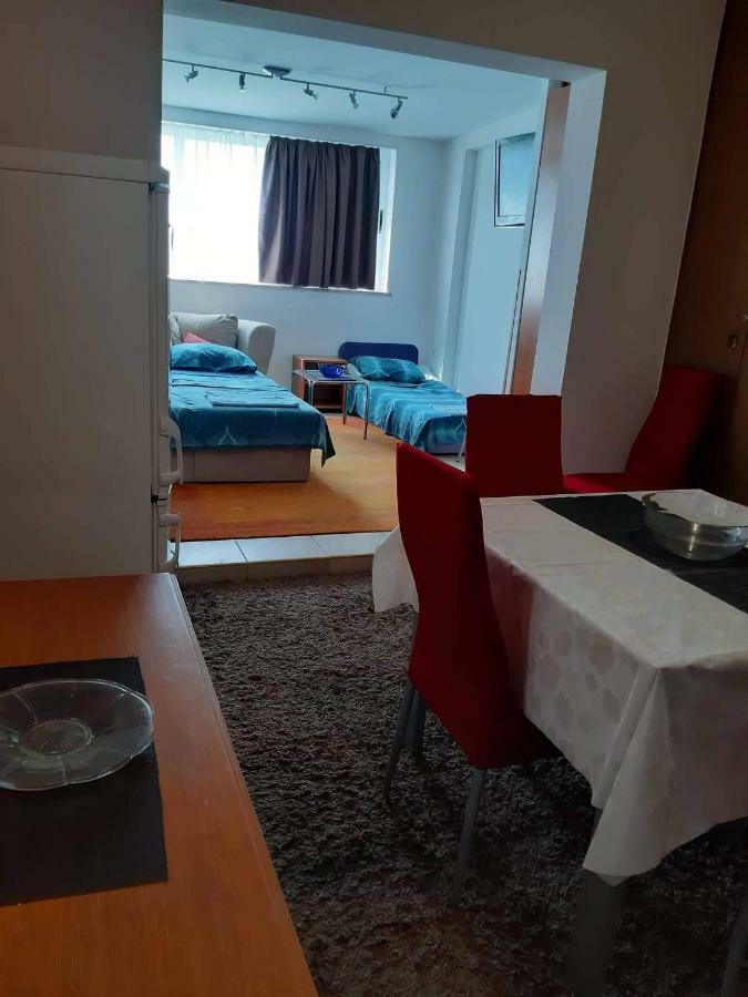 Apartman Lucija Trogir Ngoại thất bức ảnh